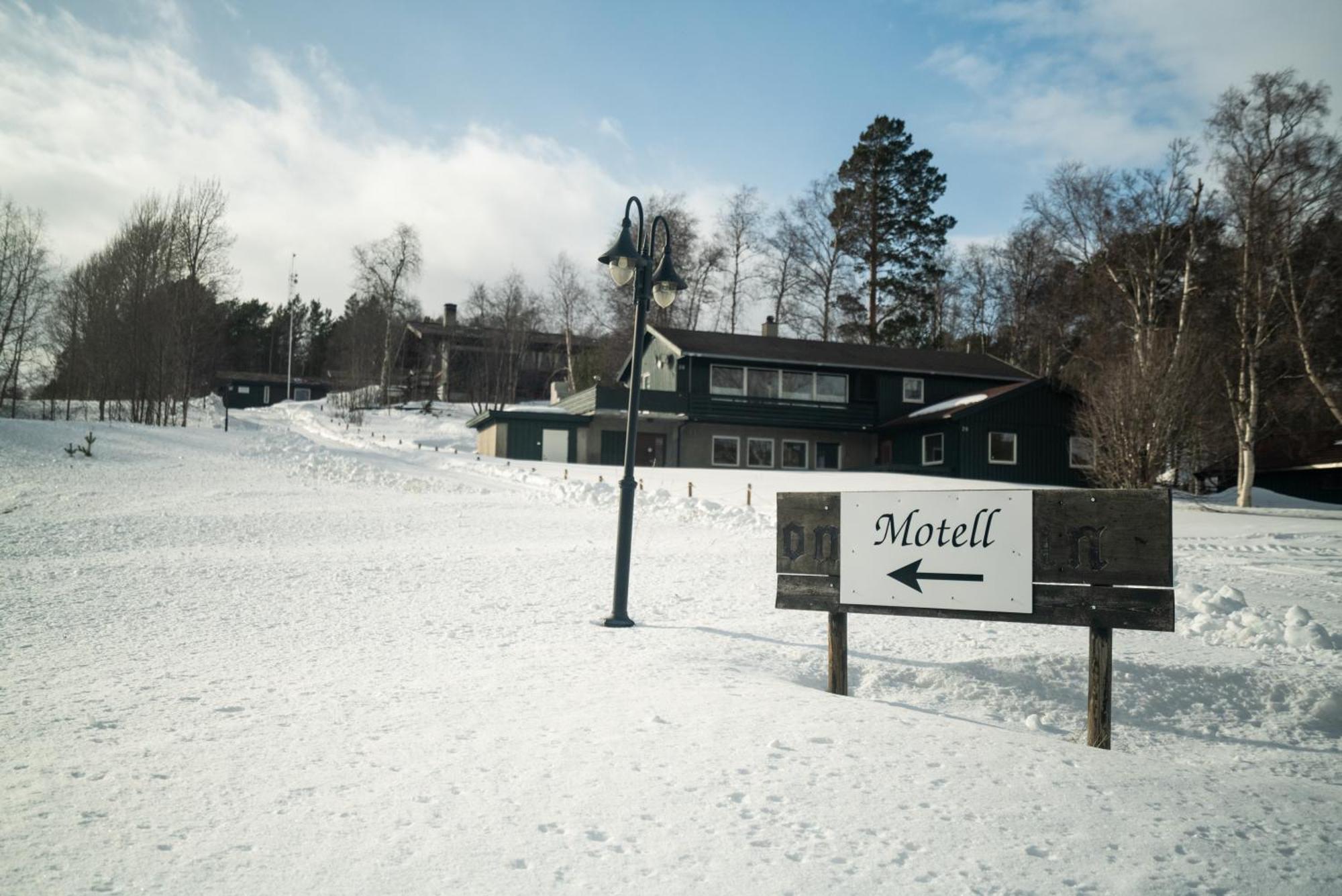Dombastun Motel Exterior foto